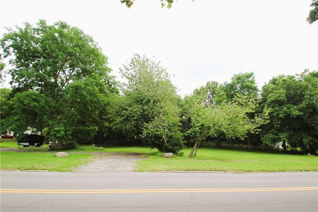 0.75 Acres of Residential Land for Sale in Lockport, New York
