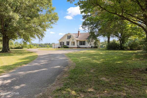 1.7 Acres of Land with Home for Sale in Medina, Tennessee