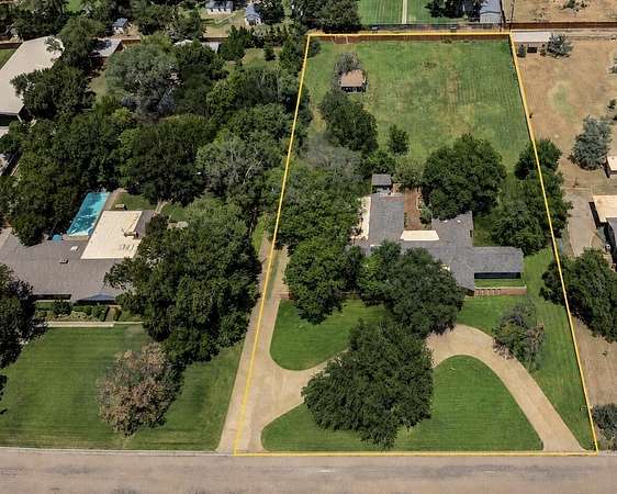 1.8 Acres of Land with Home for Sale in Lubbock, Texas