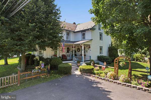 6 Acres of Land with Home for Sale in Walnutport, Pennsylvania