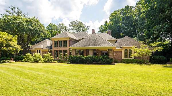 2 Acres of Land with Home for Sale in Germantown, Tennessee
