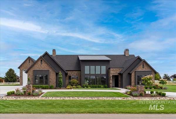 1.7 Acres of Land with Home for Sale in Caldwell, Idaho