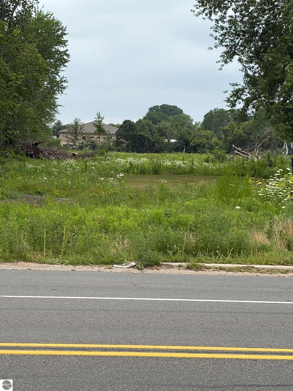 7 Acres of Residential Land for Sale in Mount Pleasant, Michigan