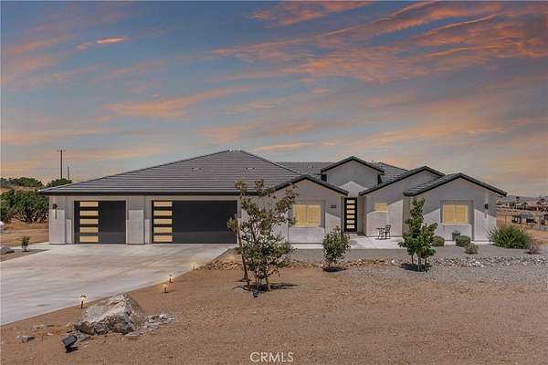 2 Acres of Land with Home for Sale in Oak Hills, California
