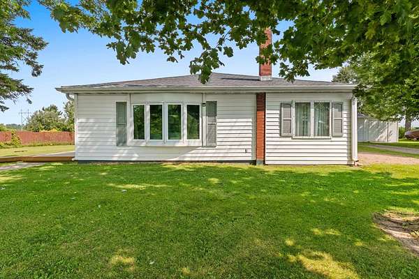 1.5 Acres of Land with Home for Sale in Pulaski, Wisconsin