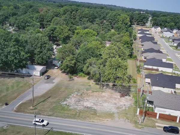 0.92 Acres of Mixed-Use Land for Sale in Benton, Arkansas