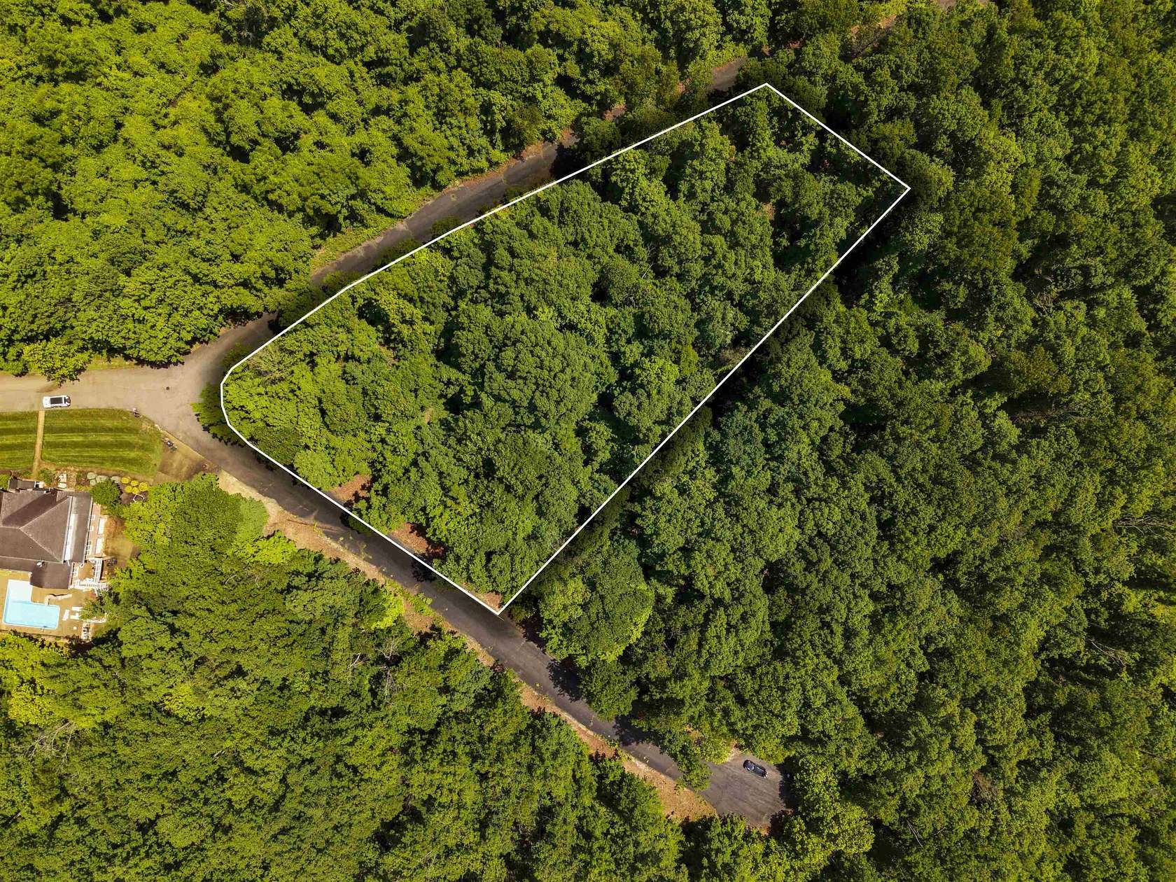 2 Acres of Residential Land for Sale in Huntington, West Virginia