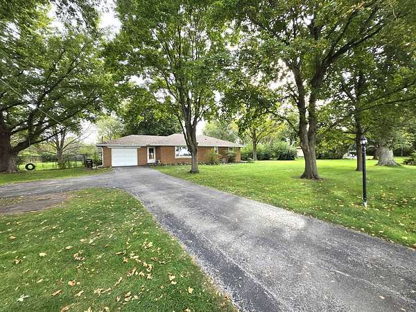 1.7 Acres of Land with Home for Sale in Kankakee, Illinois