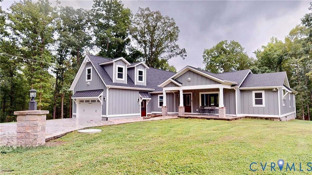 2 Acres of Land with Home for Sale in Goochland, Virginia