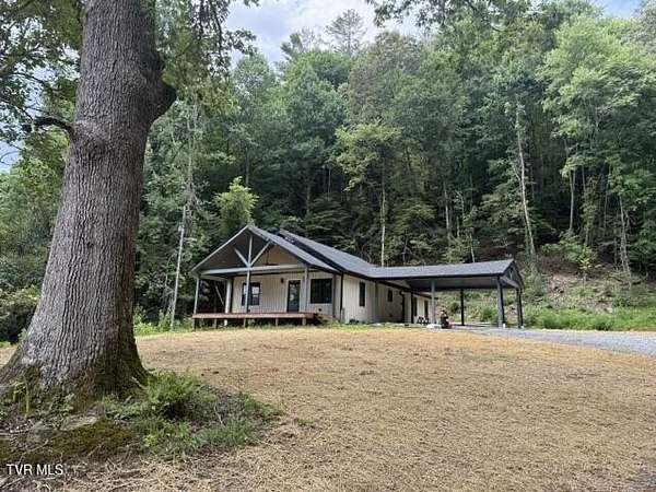 12.5 Acres of Land with Home for Lease in Unicoi, Tennessee