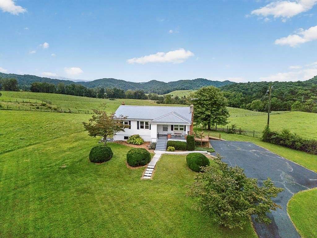 3 Acres of Land with Home for Sale in Abingdon, Virginia