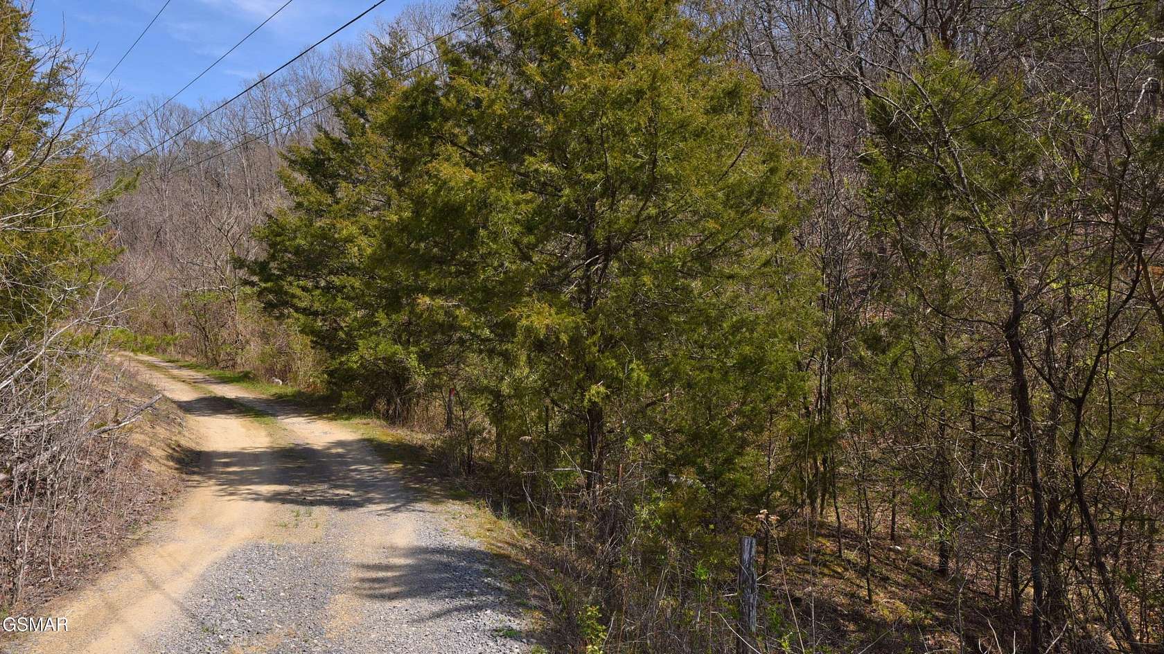 5 Acres of Residential Land for Sale in Kodak, Tennessee