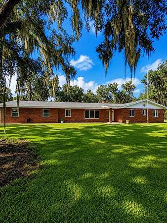 2.5 Acres of Land with Home for Sale in Arcadia, Florida