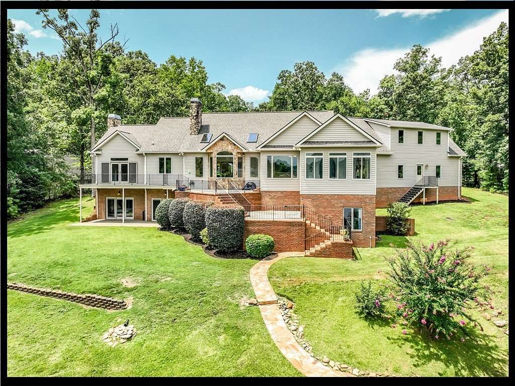 1.53 Acres of Land with Home for Sale in West Union, South Carolina