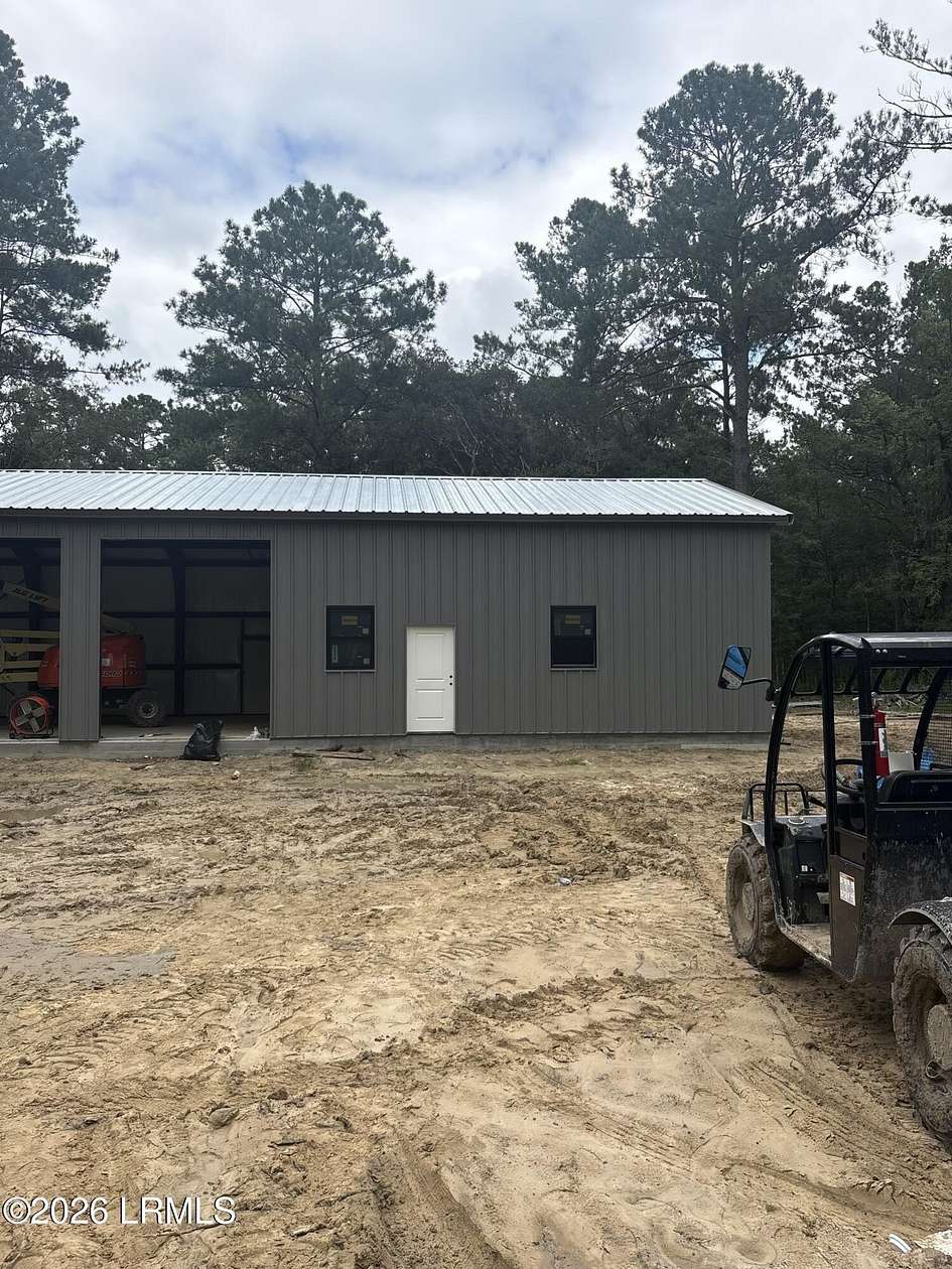 17.2 Acres of Land for Sale in Ridgeland, South Carolina