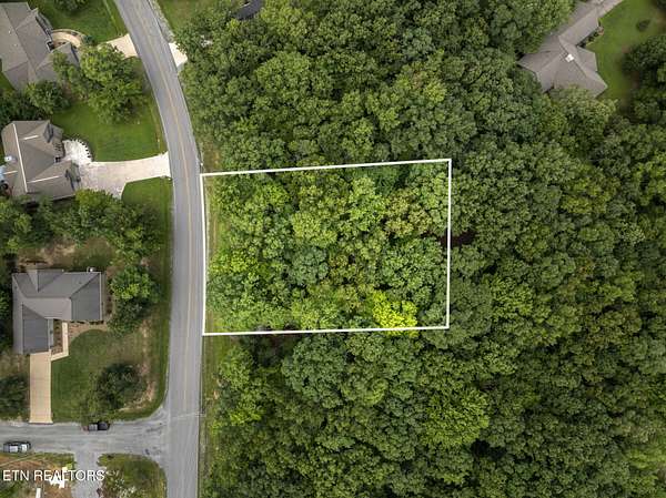 0.37 Acres of Residential Land for Sale in Crossville, Tennessee