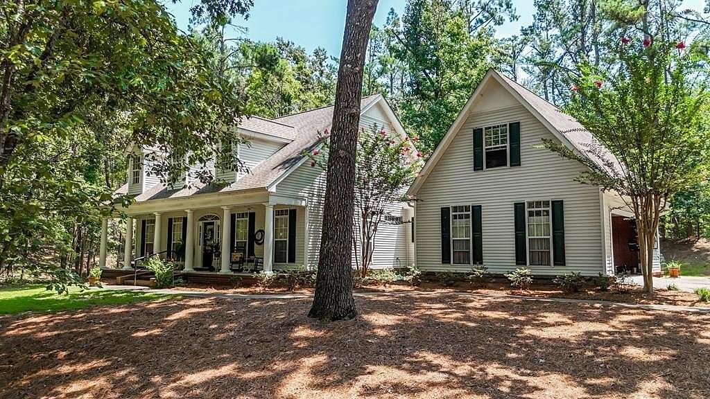 2.69 Acres of Land with Home for Sale in Oxford, Mississippi