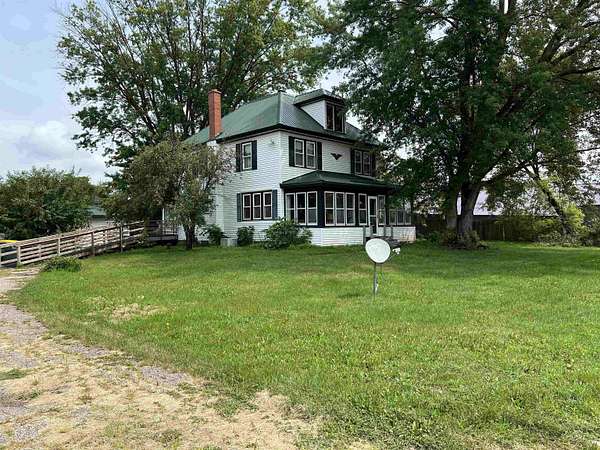 2.68 Acres of Land with Home for Sale in Richland Center, Wisconsin