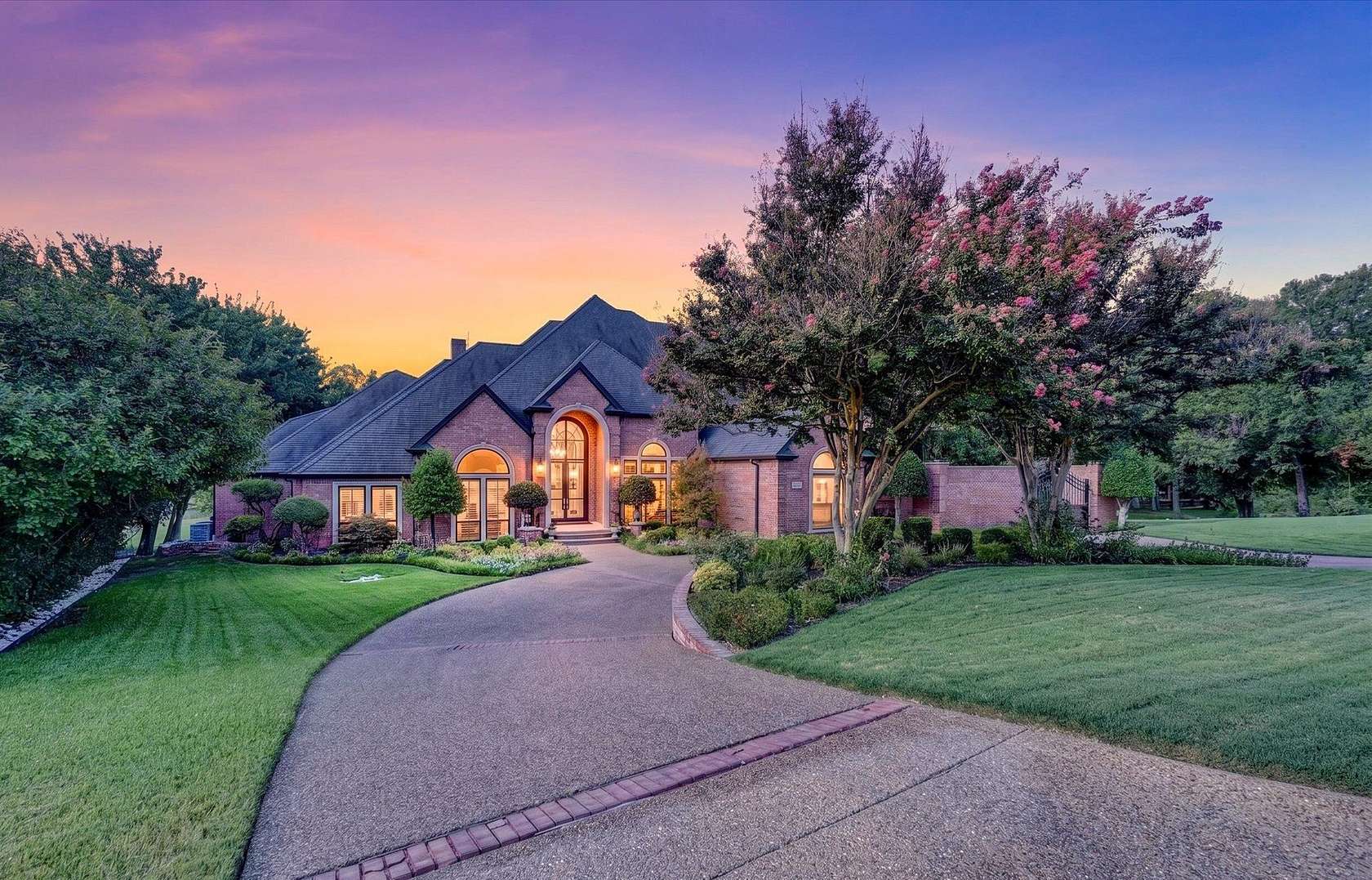2.28 Acres of Land with Home for Sale in Grand Prairie, Texas