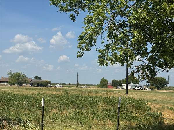 31 Acres of Improved Land for Sale in Kaufman, Texas