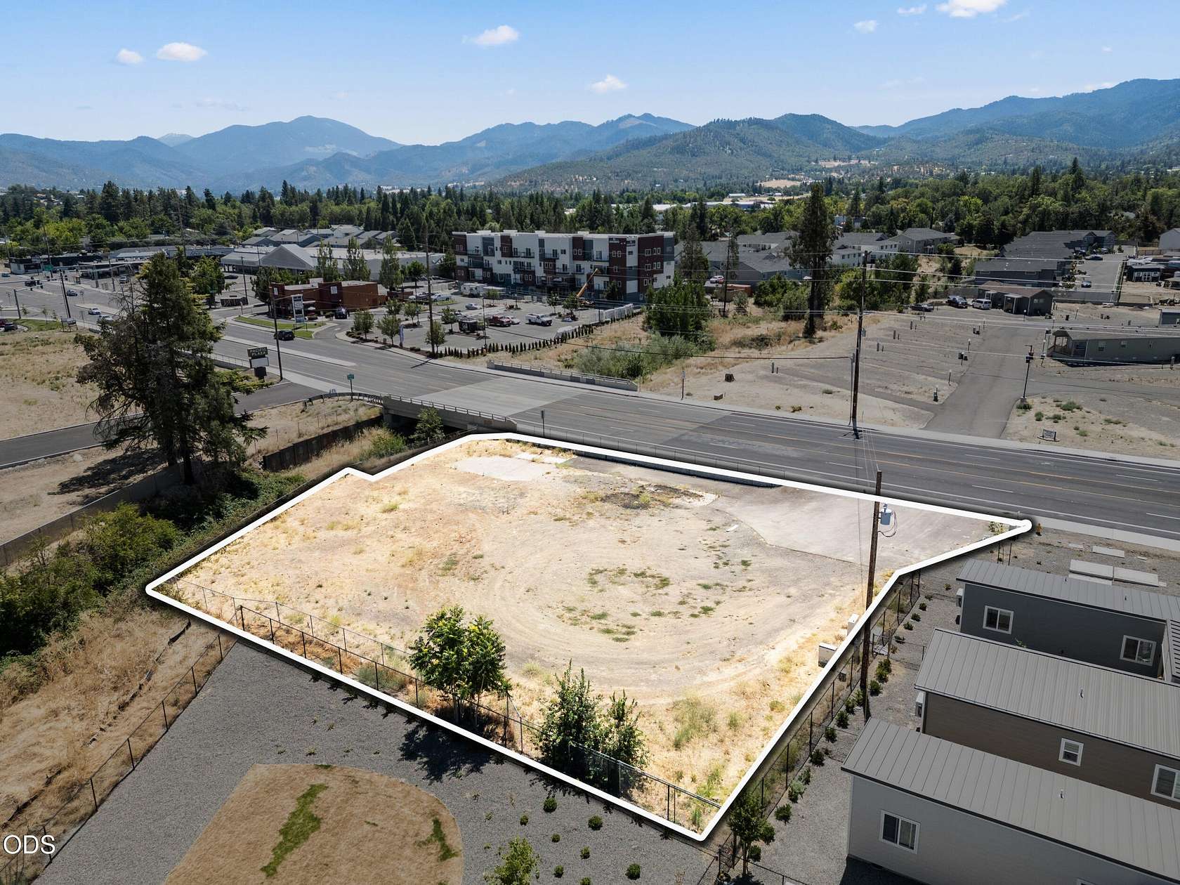 0.5 Acres of Mixed-Use Land for Sale in Medford, Oregon