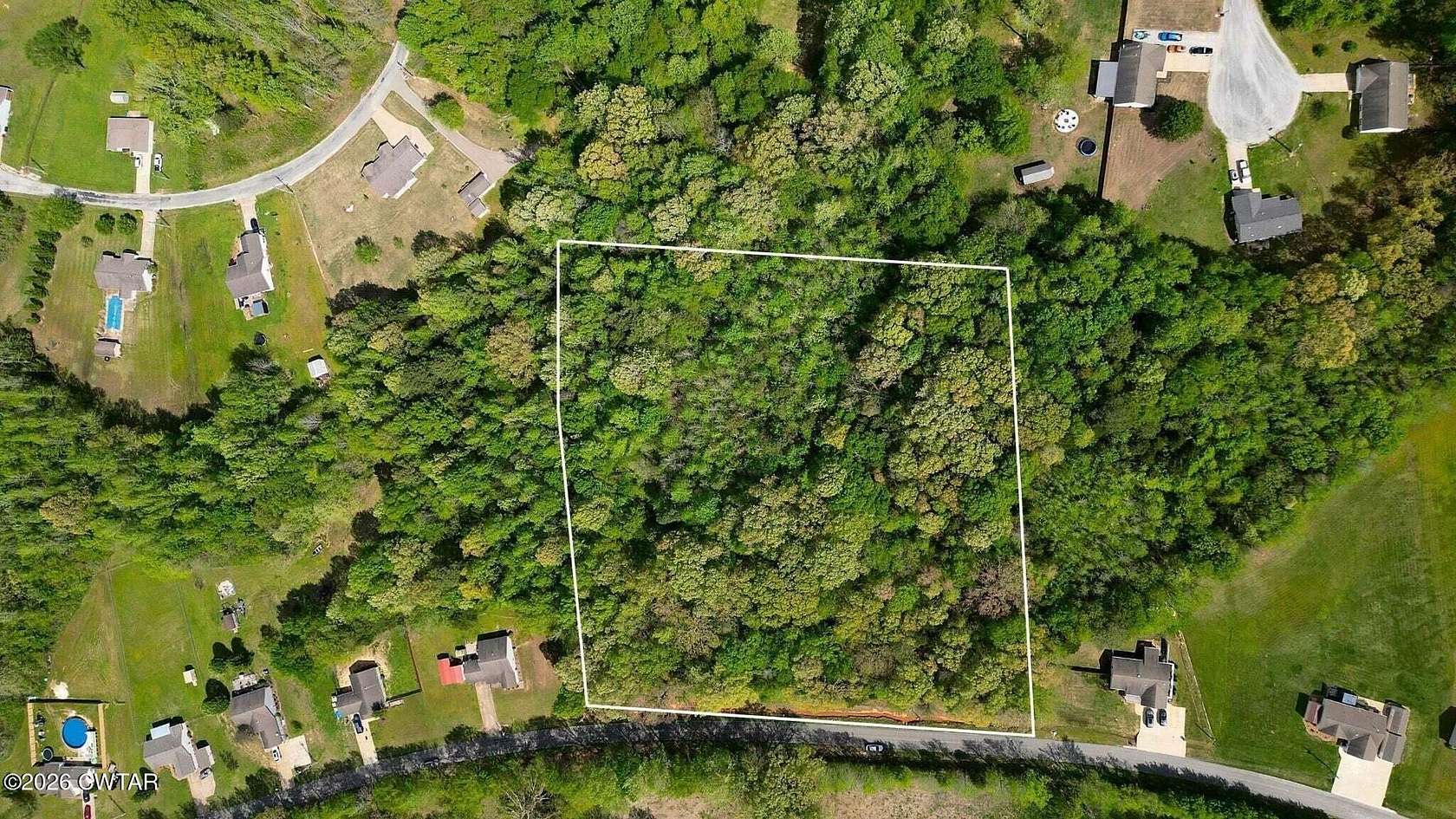4 Acres of Residential Land for Sale in Lexington, Tennessee