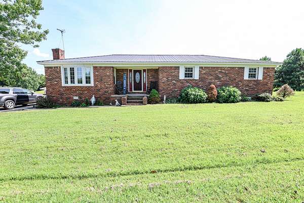 2 Acres of Land with Home for Sale in Mayfield, Kentucky