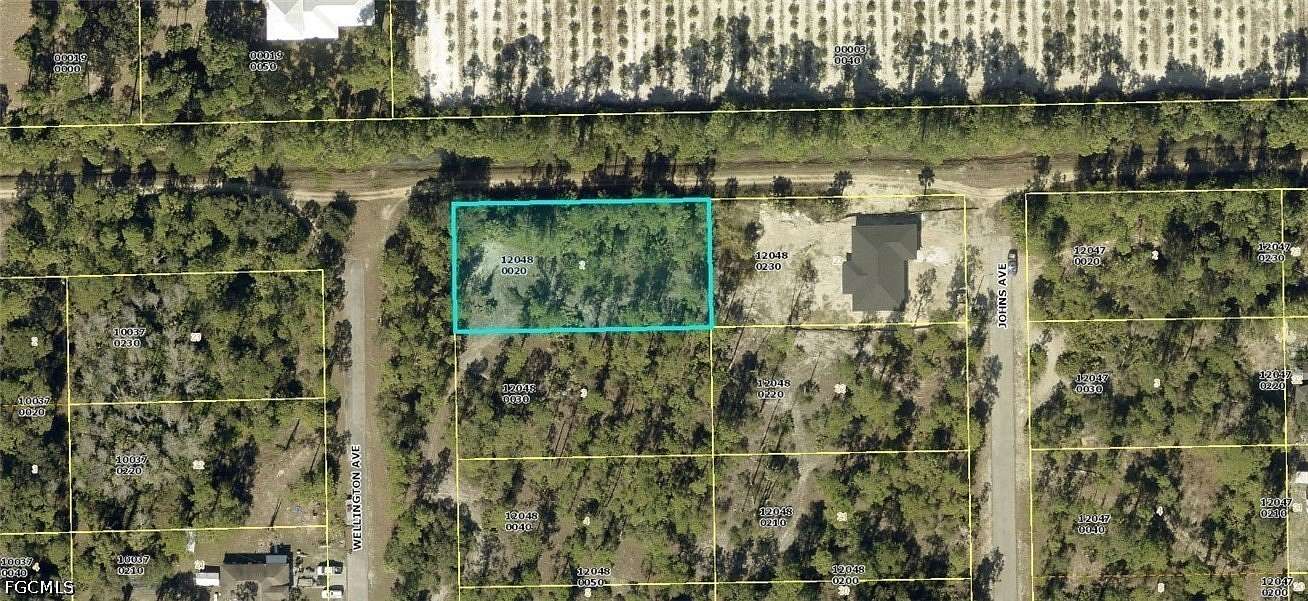 0.5 Acres of Residential Land for Sale in Alva, Florida