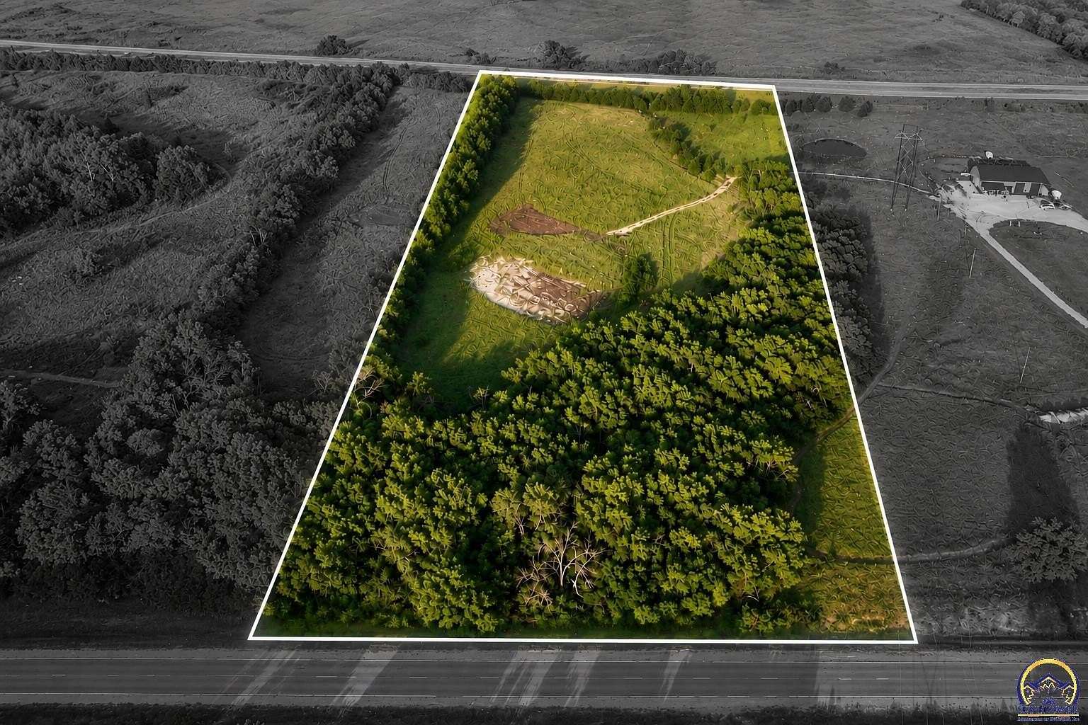 13.3 Acres of Land for Sale in Wakarusa, Kansas
