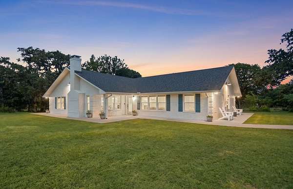 23 Acres of Land with Home for Sale in Ben Wheeler, Texas