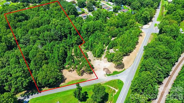 5 Acres of Commercial Land for Sale in Lincolnton, North Carolina