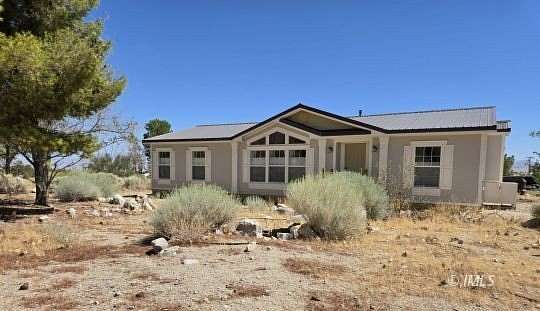 5 Acres of Land with Home for Sale in Olancha, California