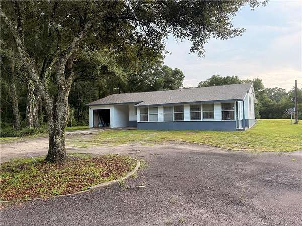 2.79 Acres of Land with Home for Lease in Zephyrhills, Florida
