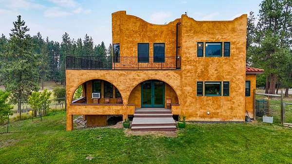 4 Acres of Land with Home for Sale in Hot Springs, Montana
