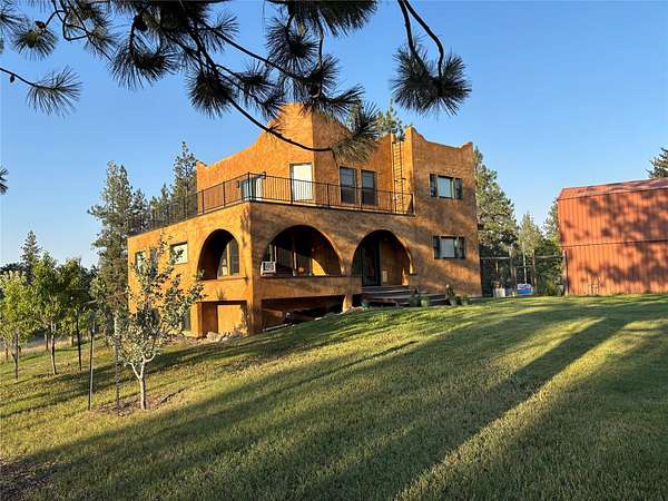 4 Acres of Land with Home for Sale in Hot Springs, Montana