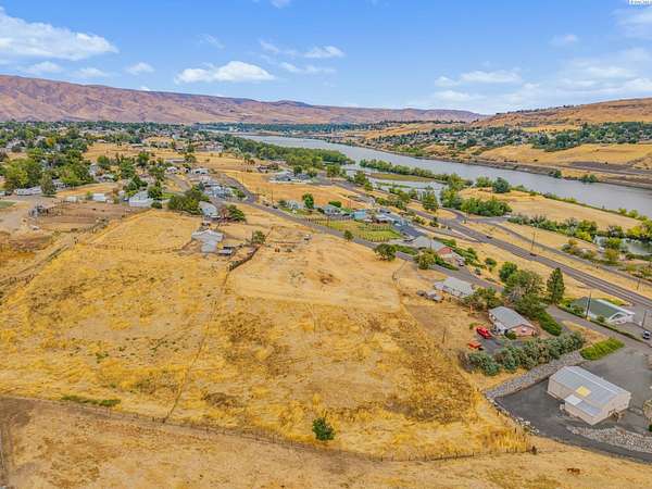 2.38 Acres of Residential Land for Sale in Clarkston, Washington