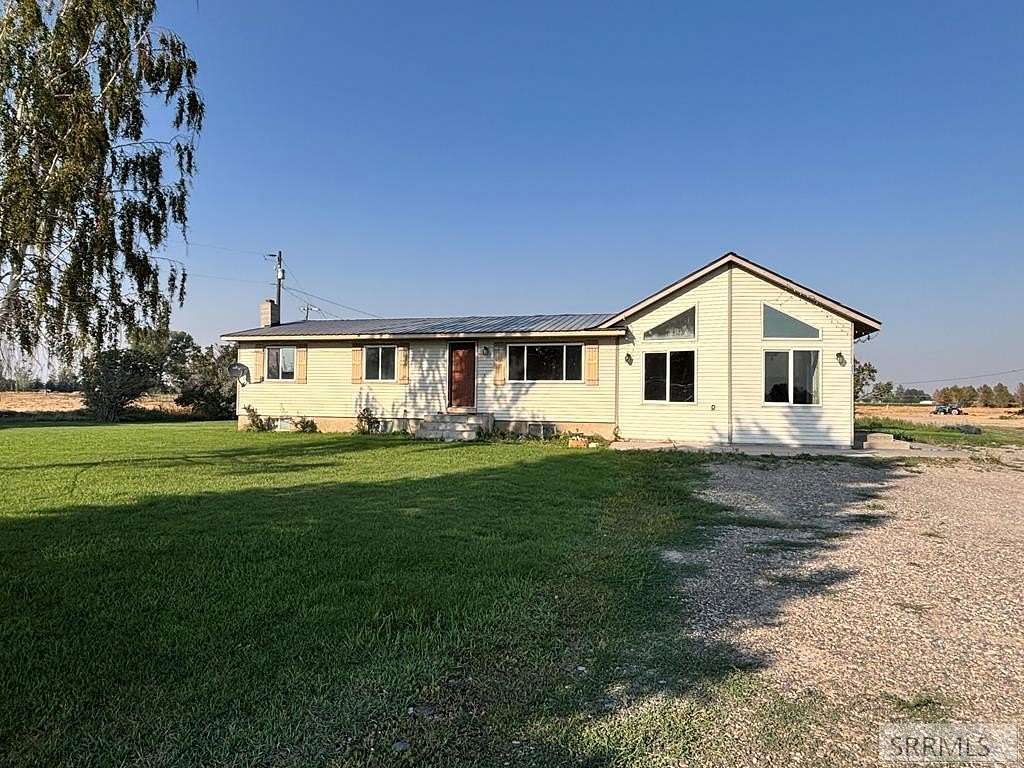 5.5 Acres of Land with Home for Sale in Blackfoot, Idaho