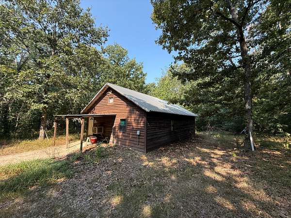 203 Acres of Land with Home for Sale in Evening Shade, Arkansas