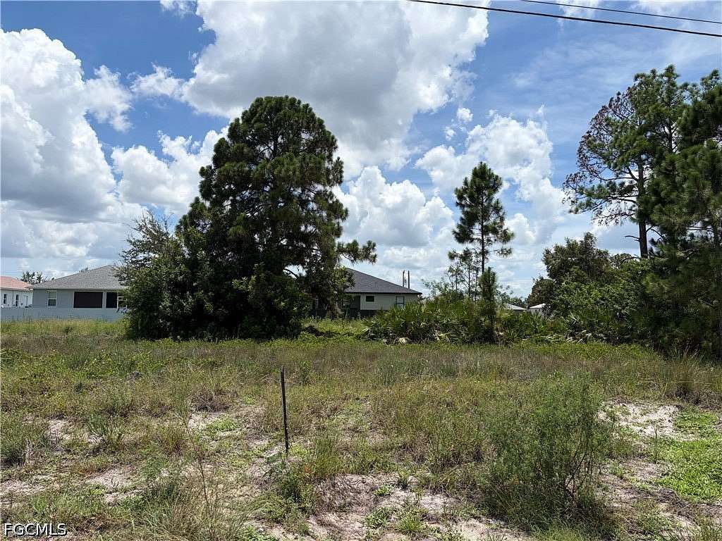 0.25 Acres of Residential Land for Sale in Lehigh Acres, Florida