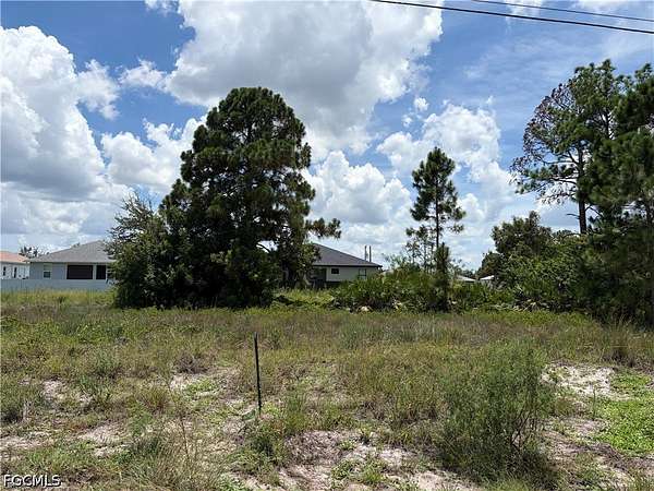 0.25 Acres of Residential Land for Sale in Lehigh Acres, Florida