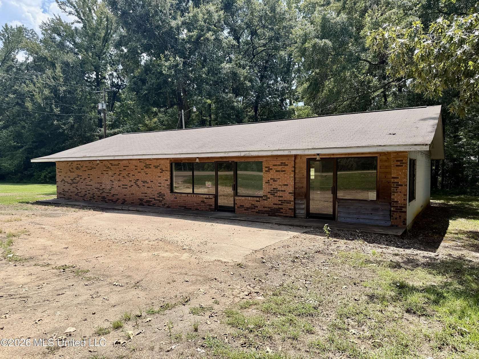 1.9 Acres of Improved Mixed-Use Land for Sale in Clinton, Mississippi