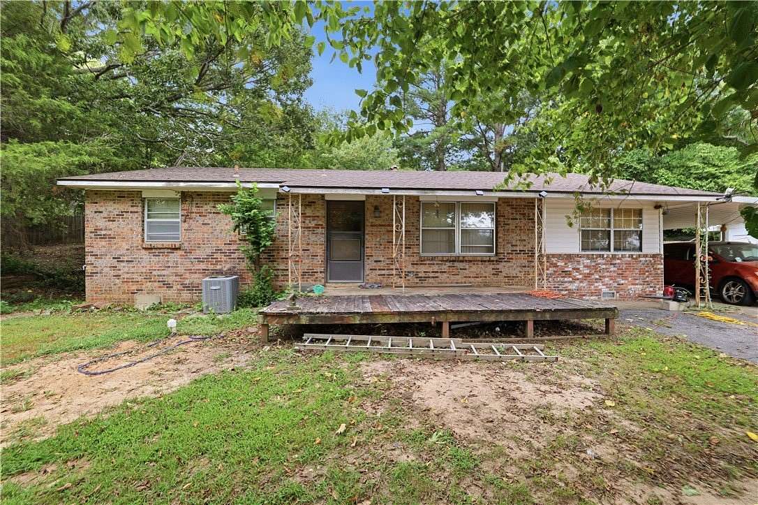 4 Acres of Land with Home for Sale in Prairie Grove, Arkansas