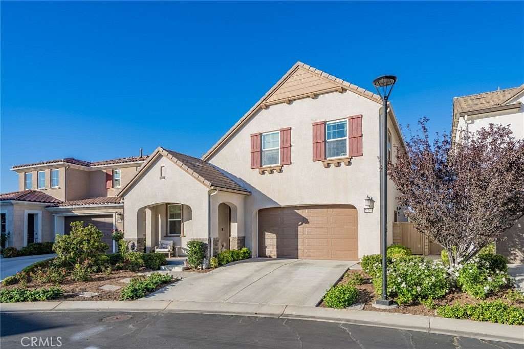 11 Acres of Land with Home for Sale in Valencia, California