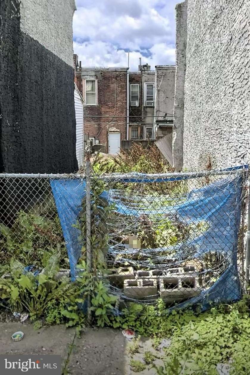 0.01 Acres of Residential Land for Sale in Philadelphia, Pennsylvania