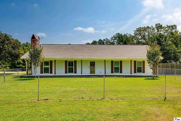 5 Acres of Land with Home for Sale in Monroe, Louisiana