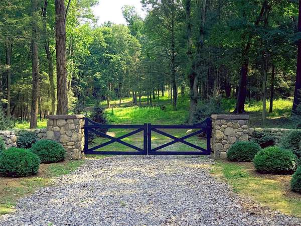 38.4 Acres of Recreational & Residential Land for Sale in Bedford Hills, New York