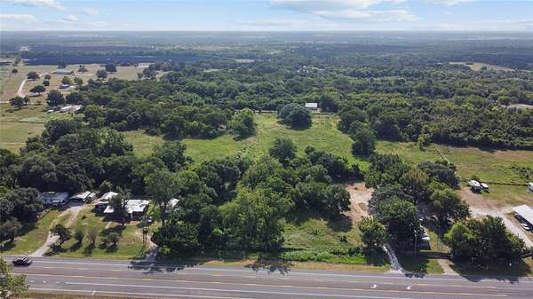 10.8 Acres of Recreational Land for Sale in Groesbeck, Texas
