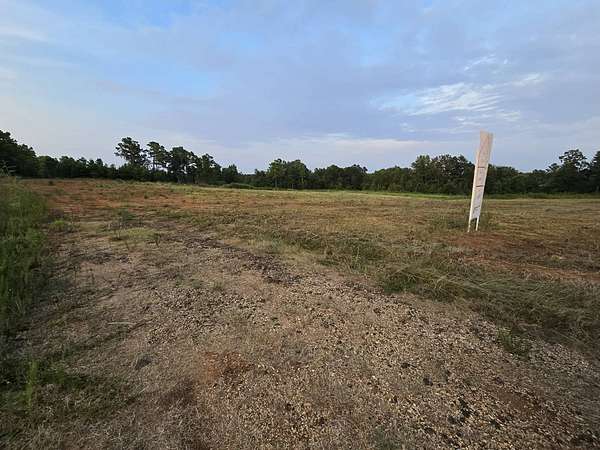 4.4 Acres of Land for Sale in Many, Louisiana