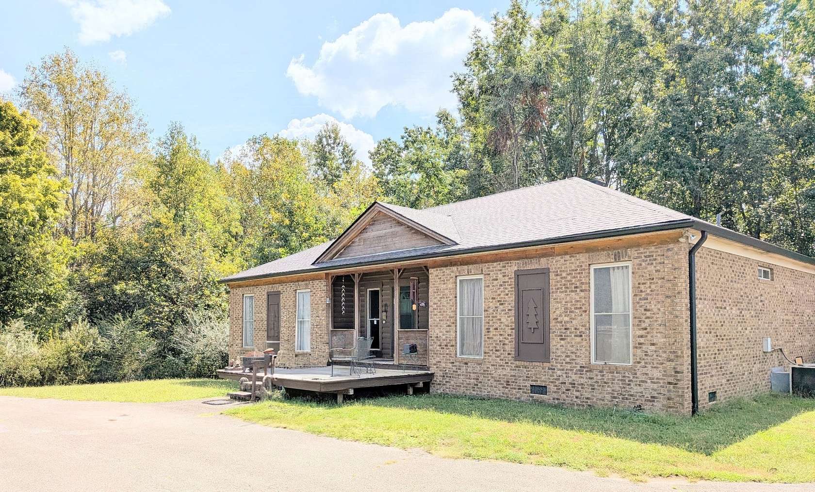 5 Acres of Land with Home for Sale in Goodlettsville, Tennessee