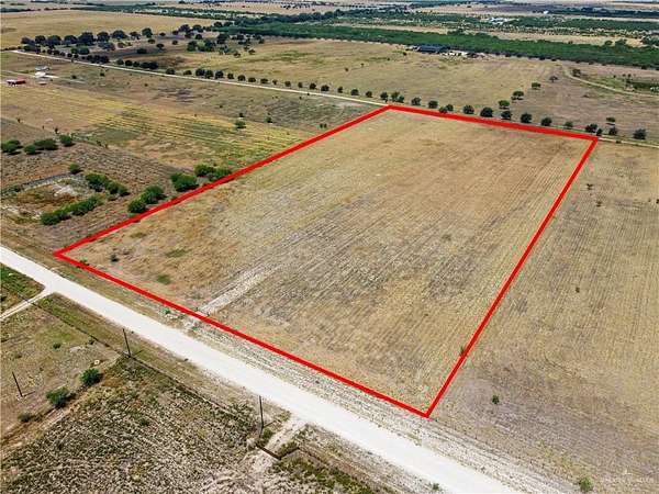 14 Acres of Agricultural Land for Sale in San Manuel, Texas